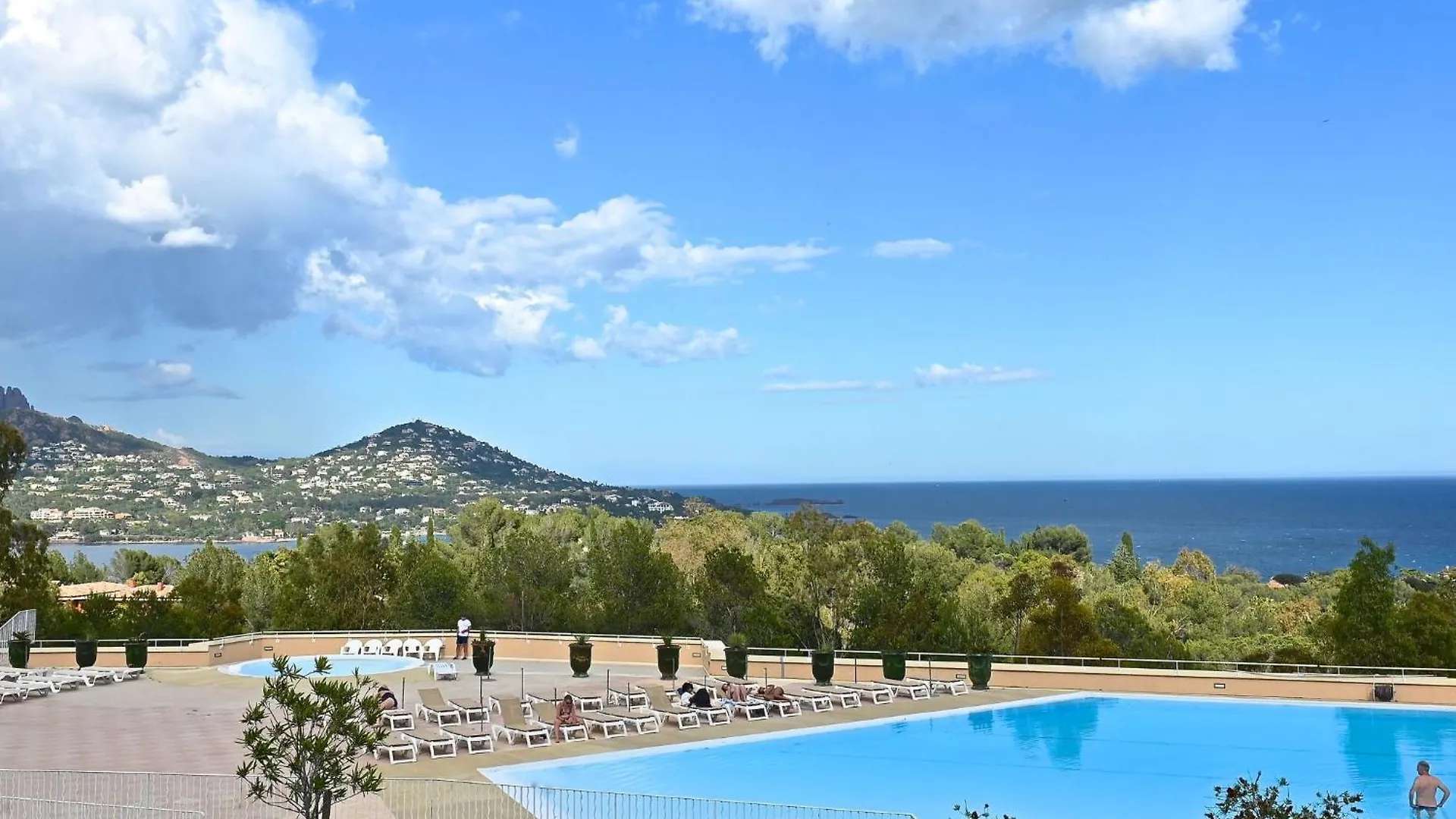 Apartment Village Cap Estérel - L'Esquinade-90 Saint-Raphaël 0*,  Francia