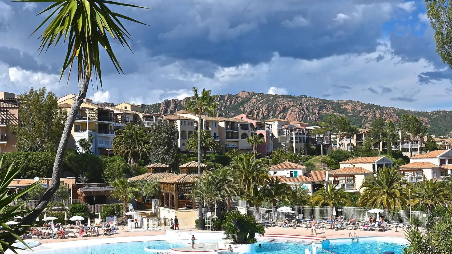 Apartment Village Cap Estérel - L'Esquinade-90 Saint-Raphaël