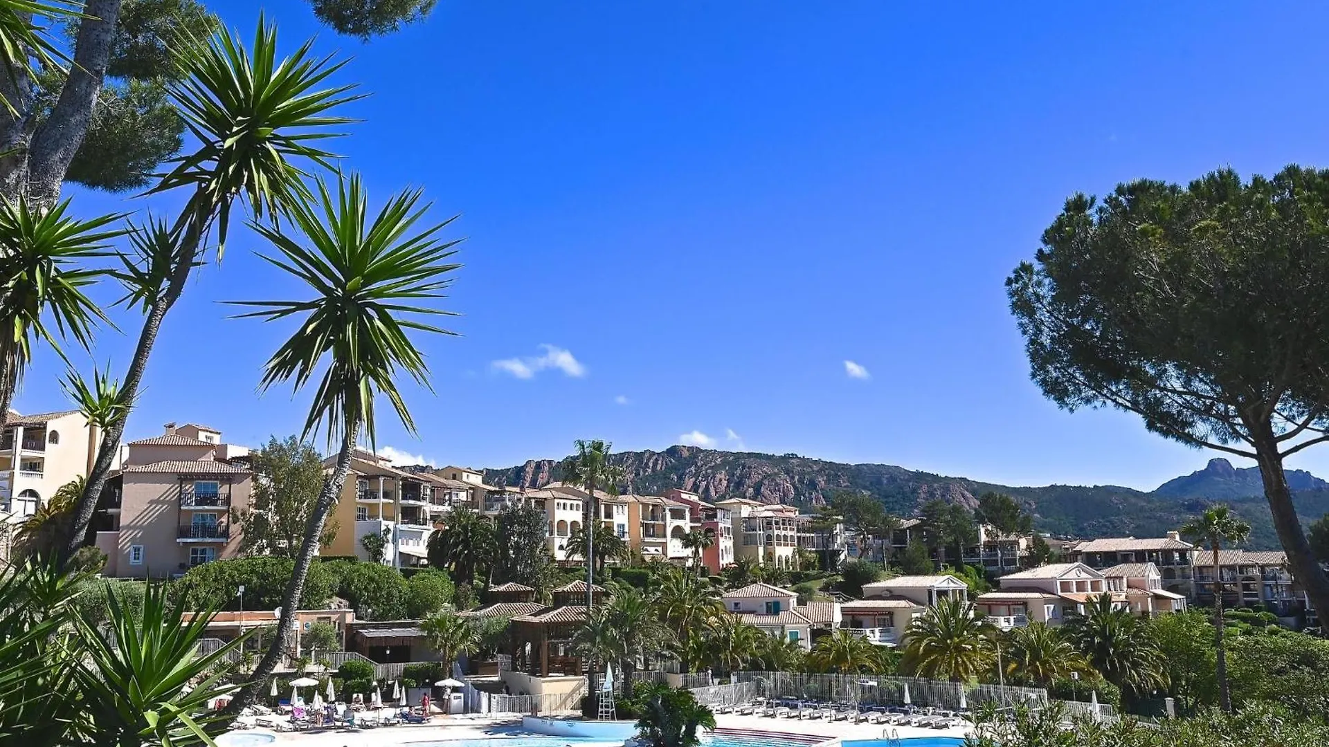 Apartment Village Cap Estérel - L'Esquinade-90 Saint-Raphaël